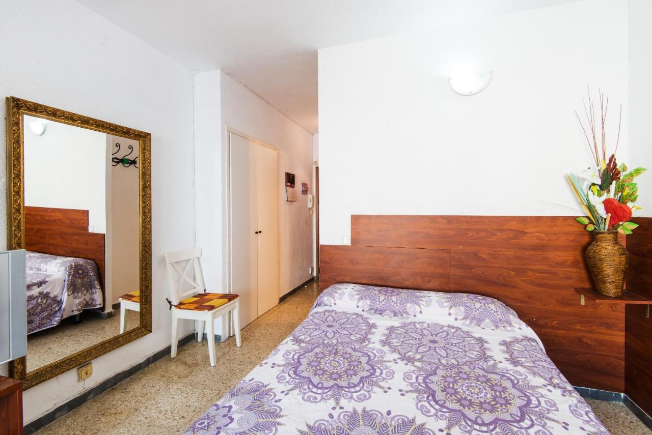 Apartamento Montes Торемолинос Екстериор снимка